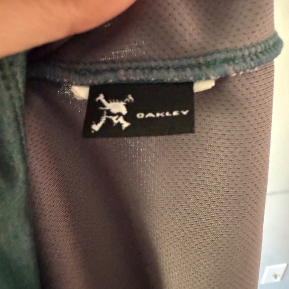 Oakley Green and Pink Sleeveless Polo Top - Size L - Picture 6 of 7